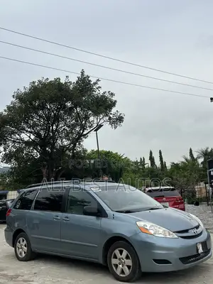 Toyota Sienna 2007 Gray