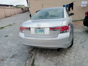 Honda Accord 2.0i Automatic 2009 Silver
