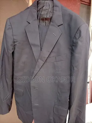 Authentic Italian Gucci Suit for Sale! Brown Colour Corporate Wear.