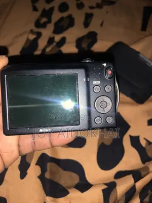 Coolpix S3200 Camera