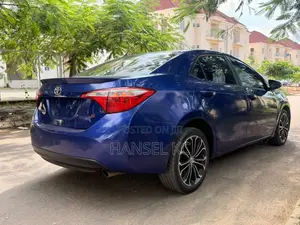 Toyota Corolla S 4dr Sedan (1.8L 4cyl CVT) 2016 Blue