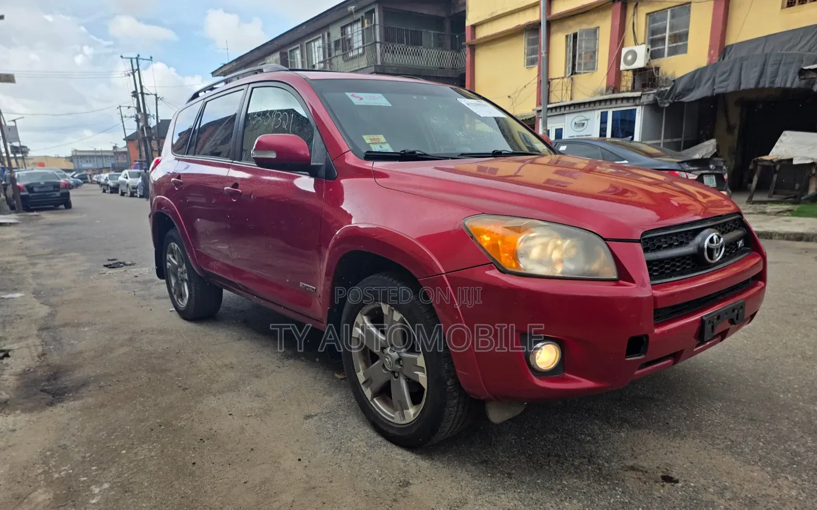 Toyota RAV4 2011 Red