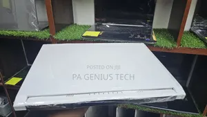 Laptop MSI MSI Sword 15 16GB Intel Core i7 SSD 512GB