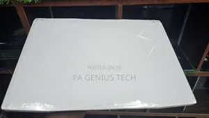 Laptop MSI MSI Sword 15 16GB Intel Core i7 SSD 512GB
