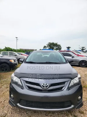 Toyota Corolla S 4dr Sedan (1.8L 4cyl 4A) 2012 Gray
