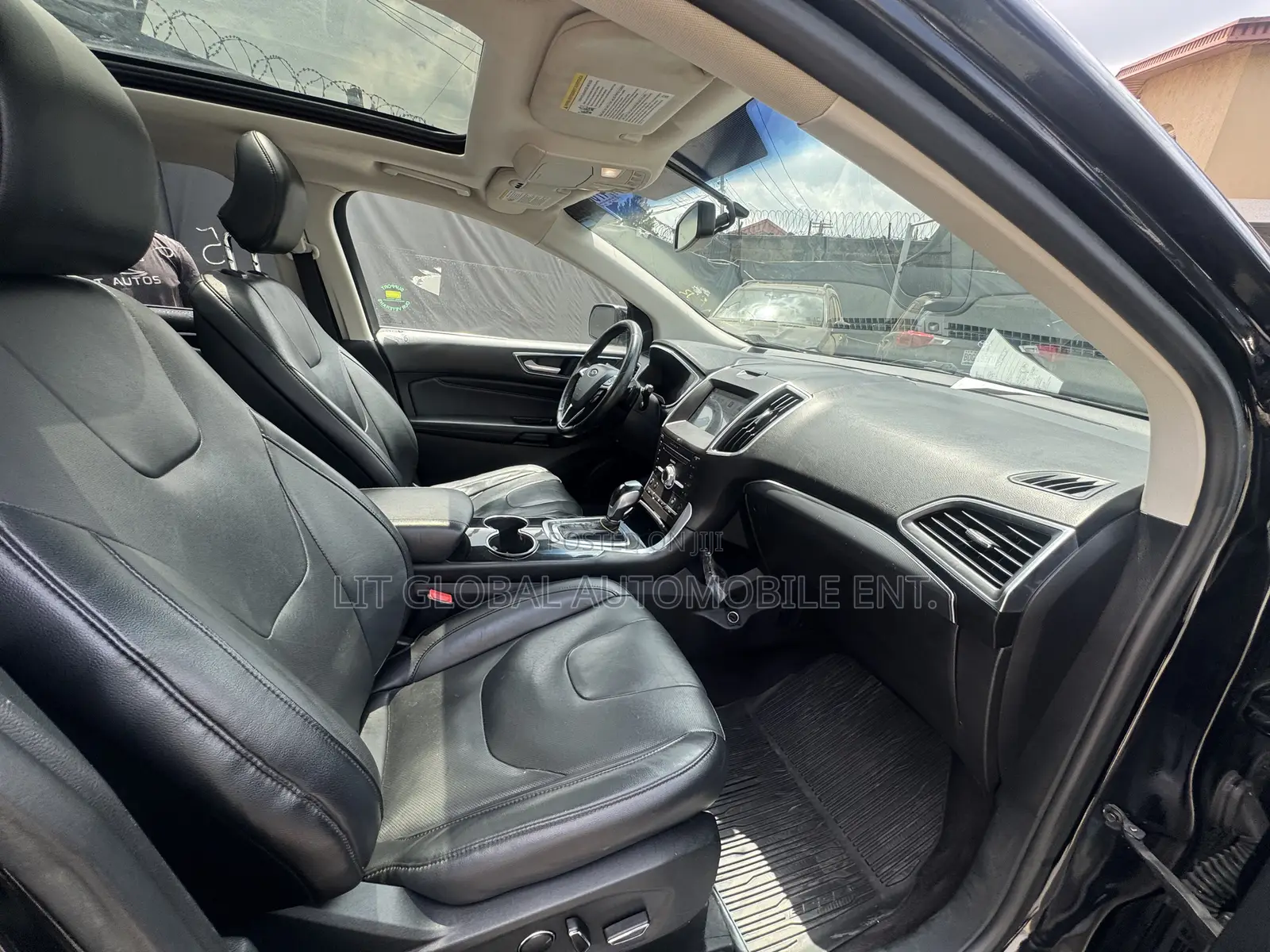 Ford Edge Titanium 4dr AWD 2017 Black