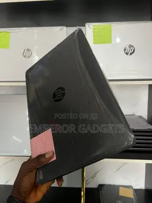 Laptop HP 250 G7 8GB AMD A8 SSD 128GB