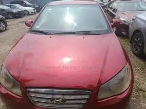 Hyundai Elantra 2008 Red