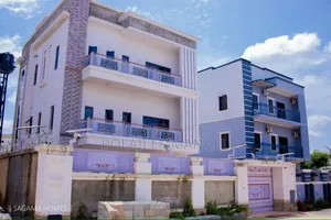 5bdrm Duplex in Beverly Hills Sagama, Dawaki for sale