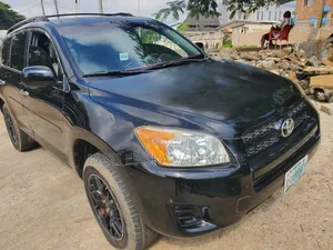 Toyota RAV4 2010 Green