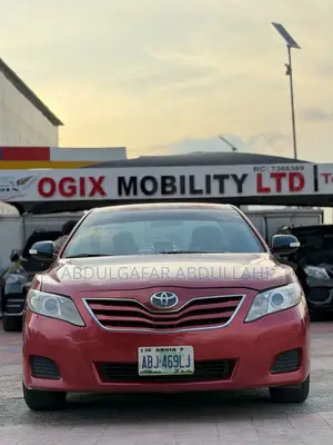 Toyota Corolla LE 4dr Sedan (1.8L 4cyl 4A) 2010 Red