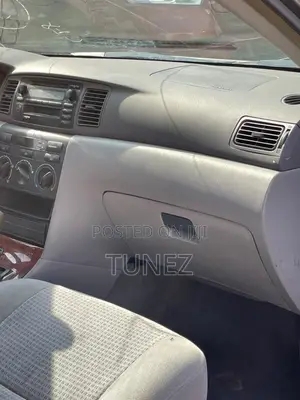 Toyota Corolla LE 2005 Gray