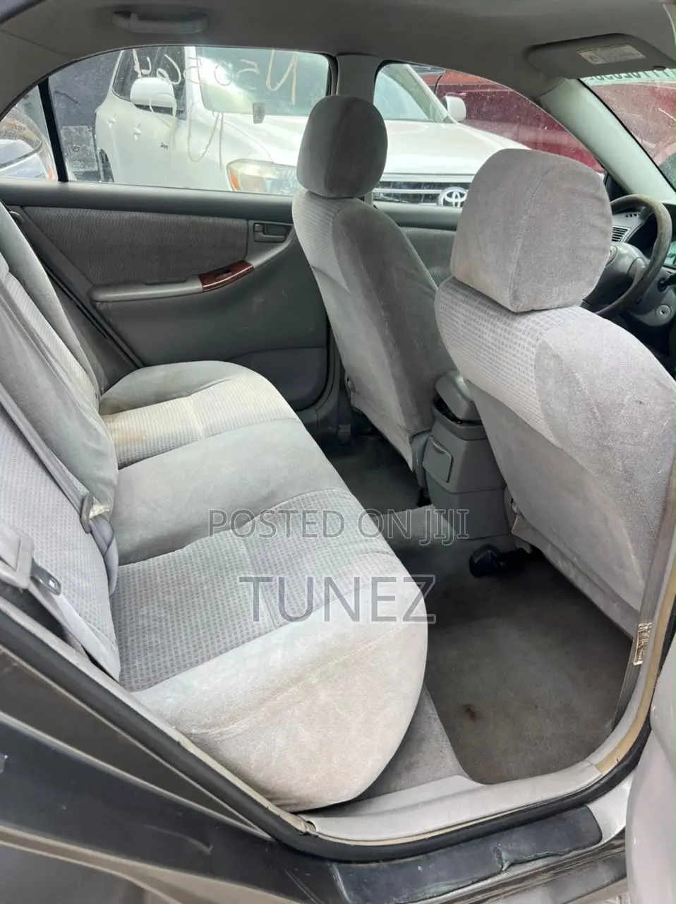 Toyota Corolla LE 2005 Gray