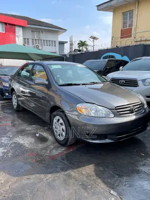 Toyota Corolla LE 2005 Gray