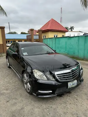 Mercedes-Benz E-Class 2010 Black