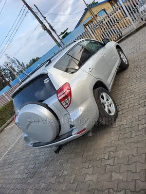 Toyota RAV4 2012 Silver