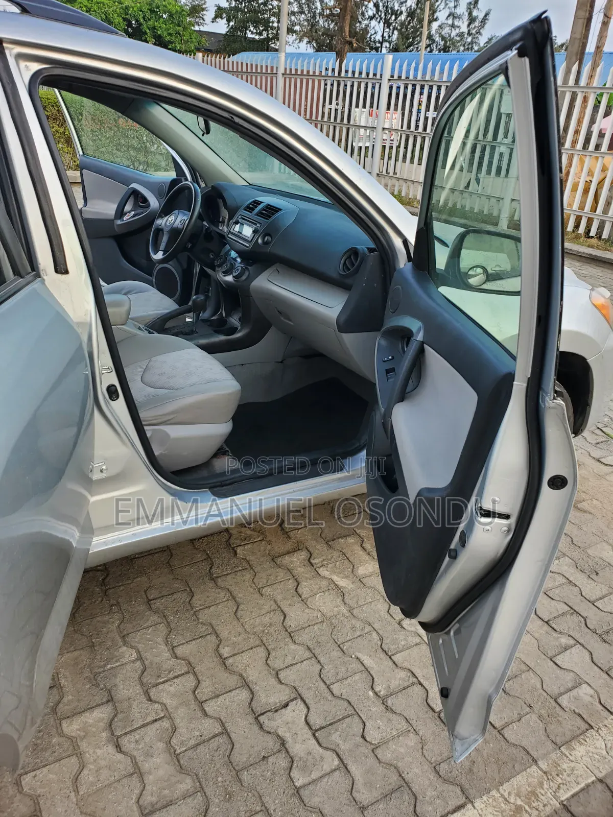 Toyota RAV4 2012 Silver