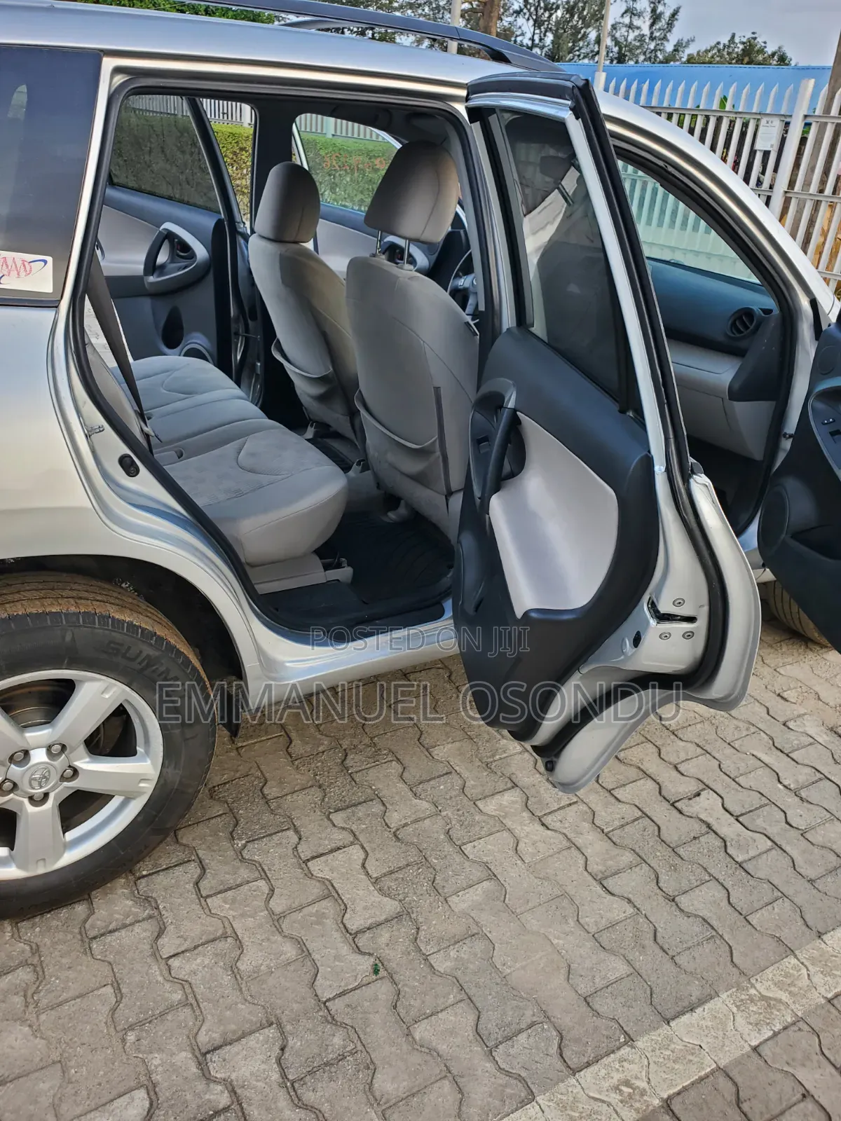 Toyota RAV4 2012 Silver