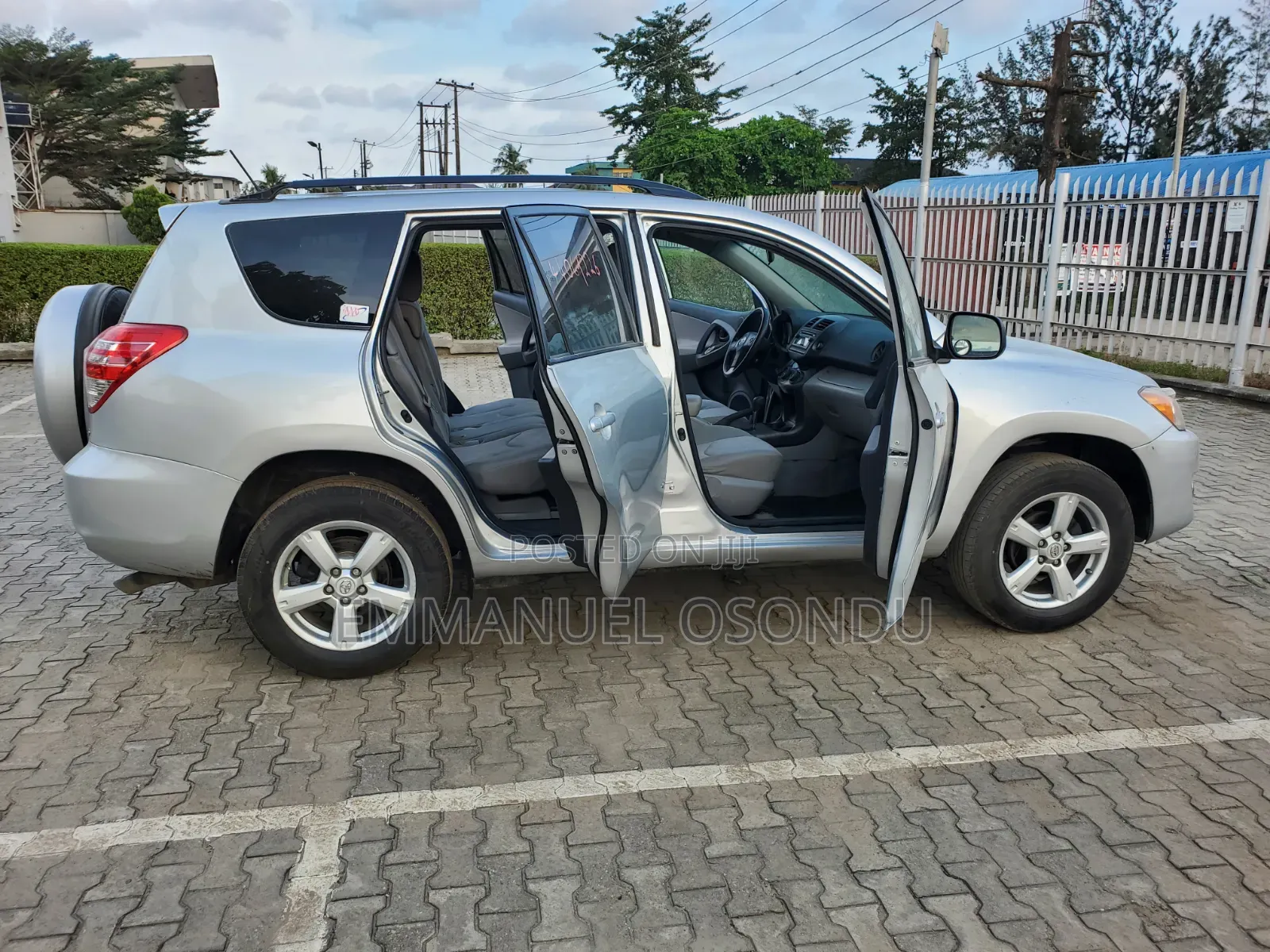Toyota RAV4 2012 Silver