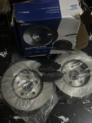 New Detroit Axle Premium Brake Rotors and Brake Pads Set
