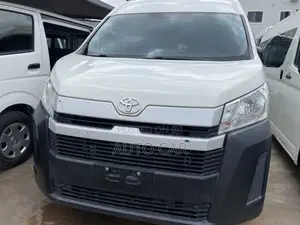 Toyota HiAce 2020 White