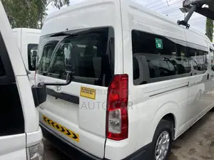 Toyota HiAce 2020 White