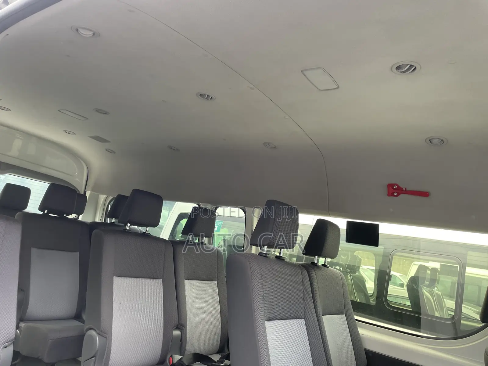 Toyota HiAce 2020 White