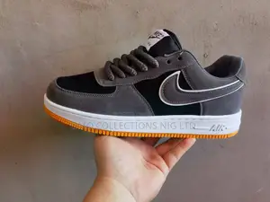 Men’s Premium Nike Grey Suede Low-Top Sneakers – Fully Boxed