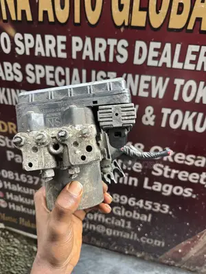 Toyota Highlander 2013–2016 ABS Brake Module