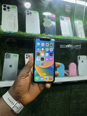 Apple iPhone XR 64 GB Black