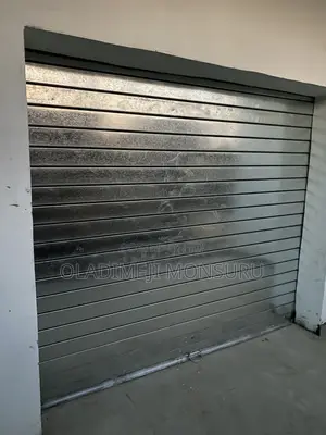 Roller Shutter Door and Collapsible Door With See Through Net Roller S