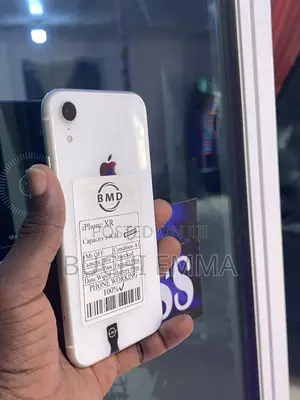 New Apple iPhone XR 64 GB White