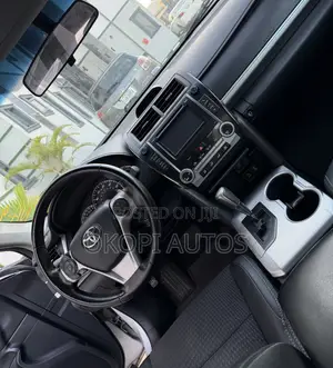 Toyota Camry 2014 Silver