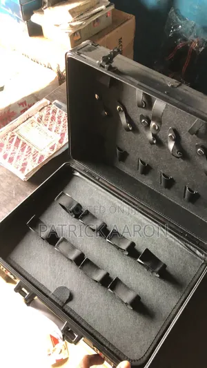 Home Service Box for Barbing