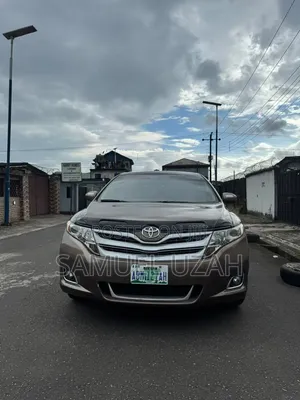 Toyota Venza 2011 Brown
