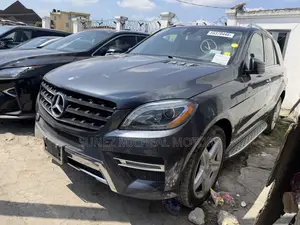 Mercedes-Benz M Class ML400 4MATIC 4dr SUV AWD (3.0L 6cyl Turbo 7A)