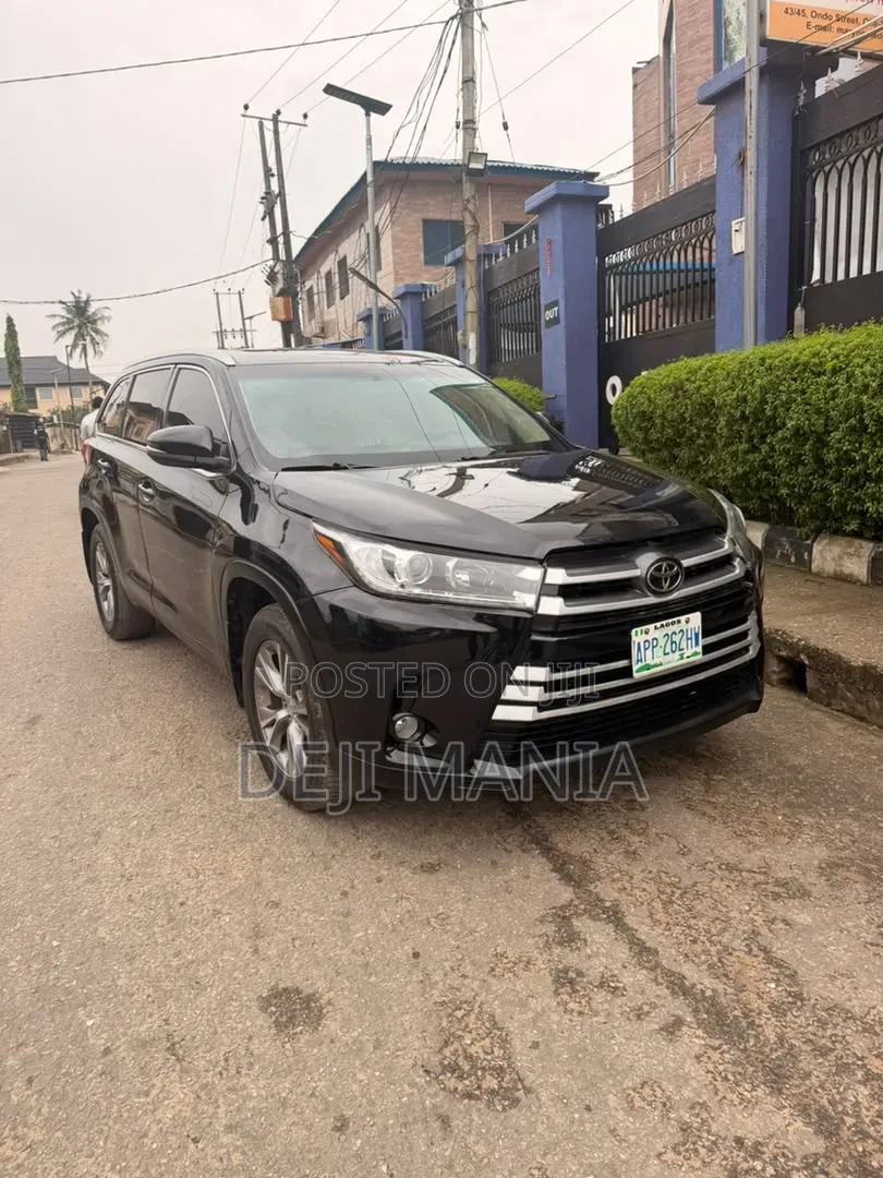 Toyota Highlander 2014 Black