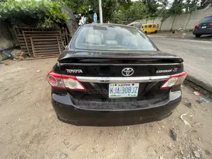 Toyota Corolla 2011 Black