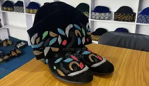 Beaded Caps & Accessories