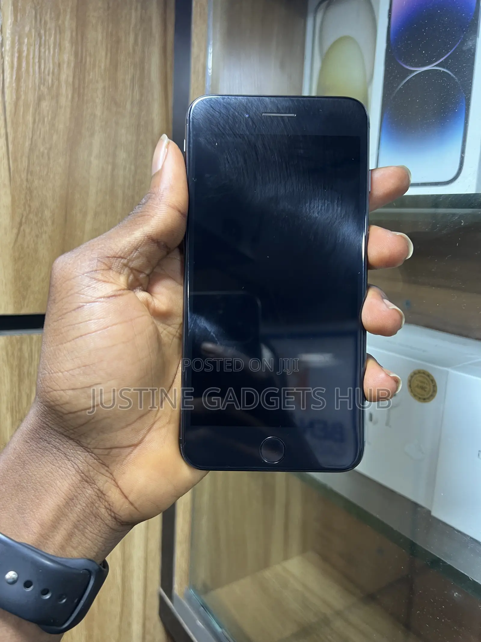 Apple iPhone 8 Plus 64 GB Black