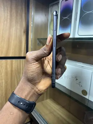 Apple iPhone 8 Plus 64 GB Black