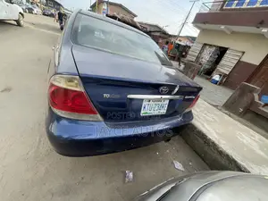 Toyota Camry 2006 Blue