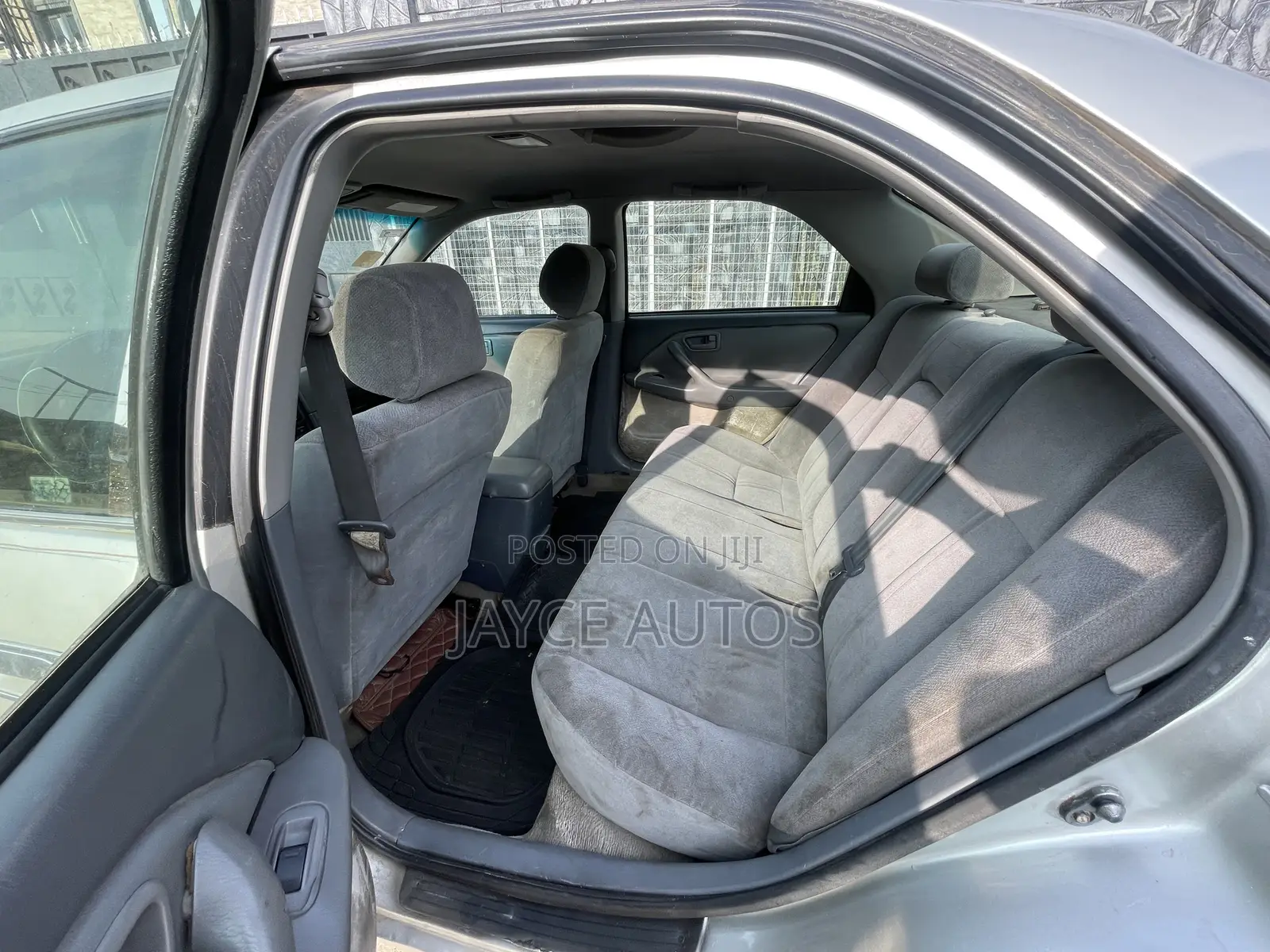 Toyota Camry 2002 Silver