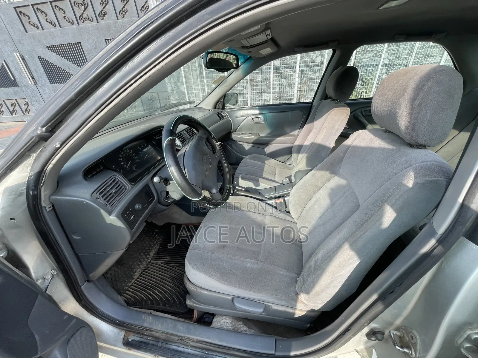 Toyota Camry 2002 Silver