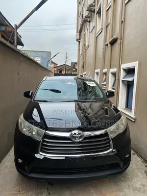 Toyota Highlander XLE 4dr SUV AWD (3.5L 6cyl 6A) 2015 Black