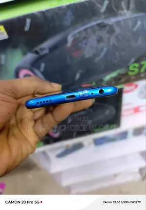 Vivo V15 256 GB Blue