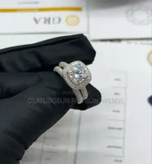VVS1 Moissanite Diamond Wedding Ring