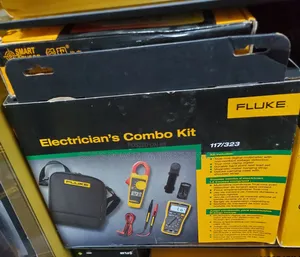 Fluke 117/323 Electrician's Combo Kit.