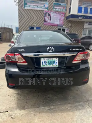 Toyota Corolla LE 4dr Sedan (1.8L 4cyl 4A) 2012 Black