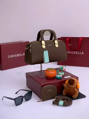 Quality Ladies Hand Bag With Small Purse Comes With Glass (Boxed)